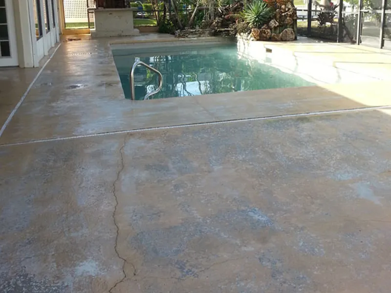 The Complete Guide to Pool Cage & Lanai Painting in Collier County