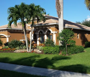 Why Pressure Washing Before Painting Is Non-Negotiable in Southwest Florida